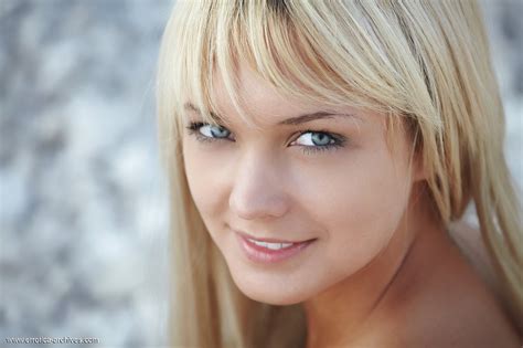 Beautiful Nude Erotic Babe Posing Outdoors Porn Pictures XXX Photos Sex Images PICTOA