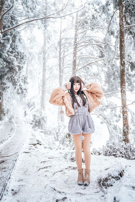 Asian Women Model Standing Outdoors Snow Winter Cold Dark Hair