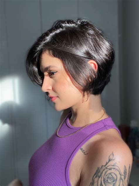 Cabelo Curto Short Bob - Corte short bob | Cabelo curto romântico, Cabelo curto bob, Cabelo ...