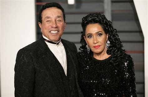 Smokey Robinson Wife: Who is Smokey Robinsons second wife Frances