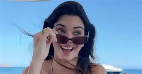 Kendall Jenner Wows In Teeny Bikini But Fans Warn Her To Be Careful Mirror Online