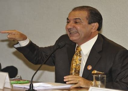 Malafaia Processa Ativista Gay