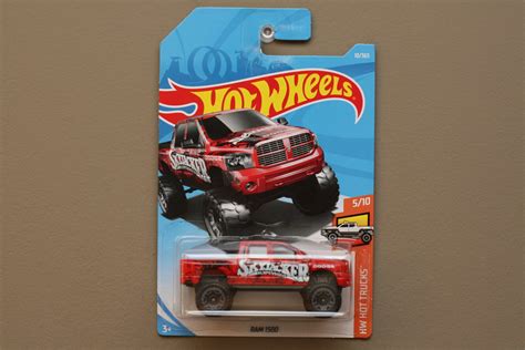 Hot Wheels HW Hot Trucks Dodge RAM Red