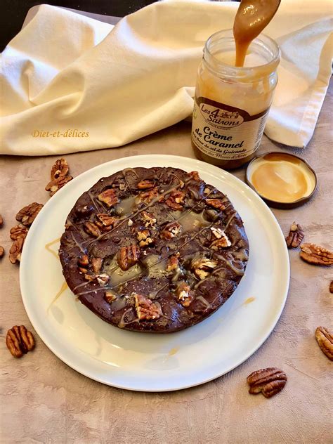 Brownie aux noix de pécan caramélisées et caramel au beurre salé Diet