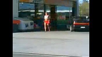 Justine En Minifalda En Rotorua Shell Station XVIDEOS