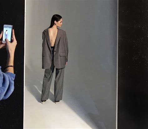 Идеи для фотосессии в студии | Fashion, Style, Normcore