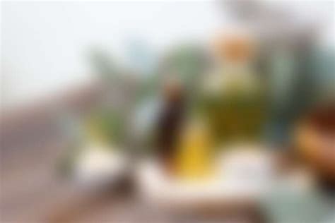 Масло для массажа тела — обзор лучших массажных масел, советы по выбору ...