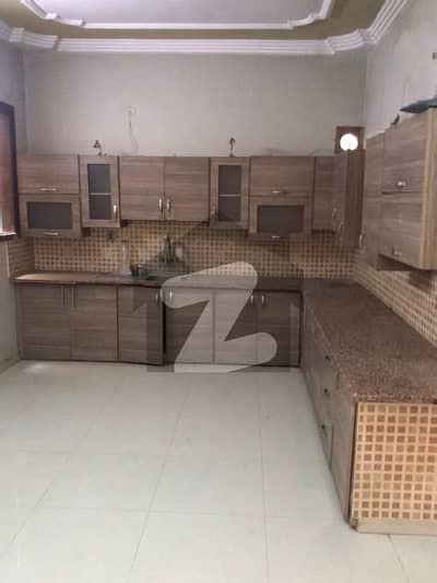 Well Maintained First Floor Bed Dd Gulshan E Iqbal Block Gulshan