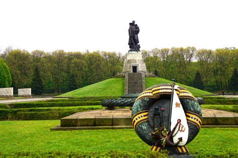 Treptower Park Impressive Soviet Memorial