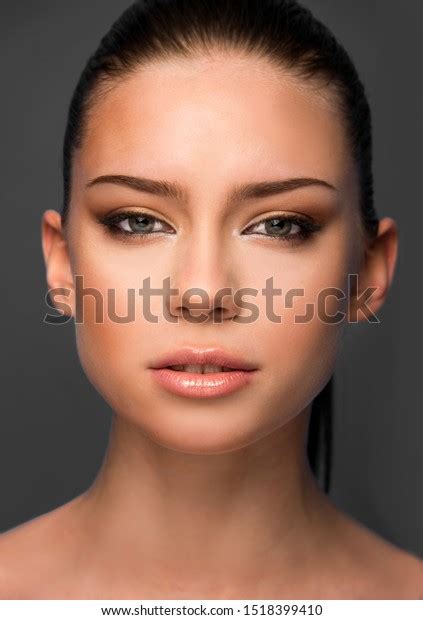 Beauty Portrait Model Natural Nude Makeup Stock Photo 1518399410 Shutterstock