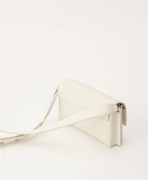 Мини кросс-боди на широком ремне. Цвет: Айвори. Вид 5