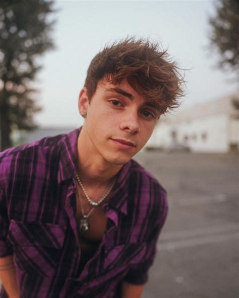 Picture Of Corbyn Besson In General Pictures Corbyn Besson 1602474330