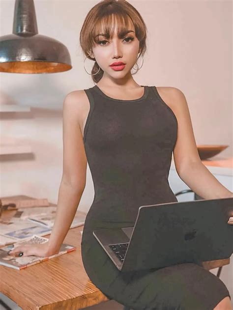 6 Potret Messya Iskandar Model Seksi Yang Tolak Tes Urine Saat Di Bali Hot Liputan6