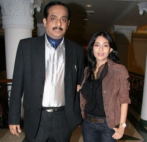 Amrita Rao Family Photos, Husband, Father And Mother Name, Age