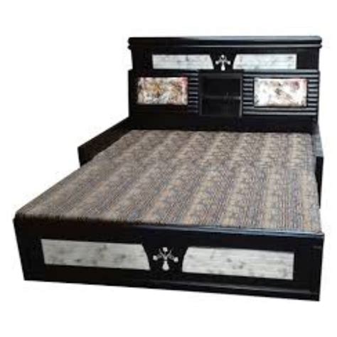 Ply Mica And Deco Polish Wooden Diwan Bed At Rs In Kanpur Id