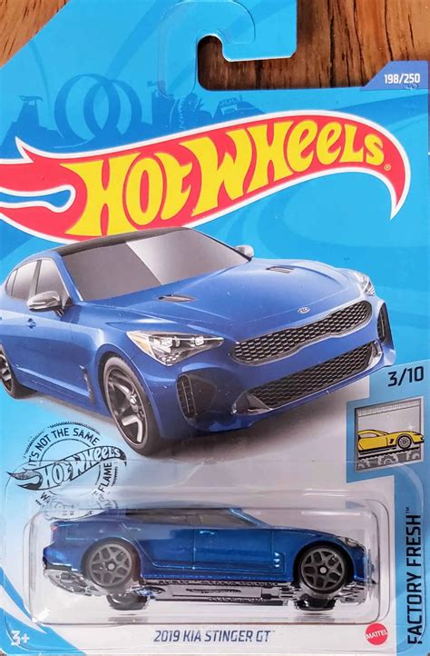 Hot Wheels Factory Fresh 2019 Kia Stinger GT Universo Hot Wheels