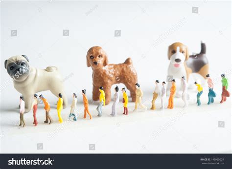 How Crowd People Walking Stock Photo 145925624 | Shutterstock