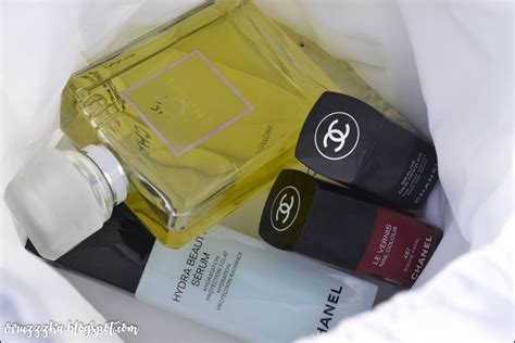 CHANEL n°19 Poudré Eau de Parfum Spray | Review