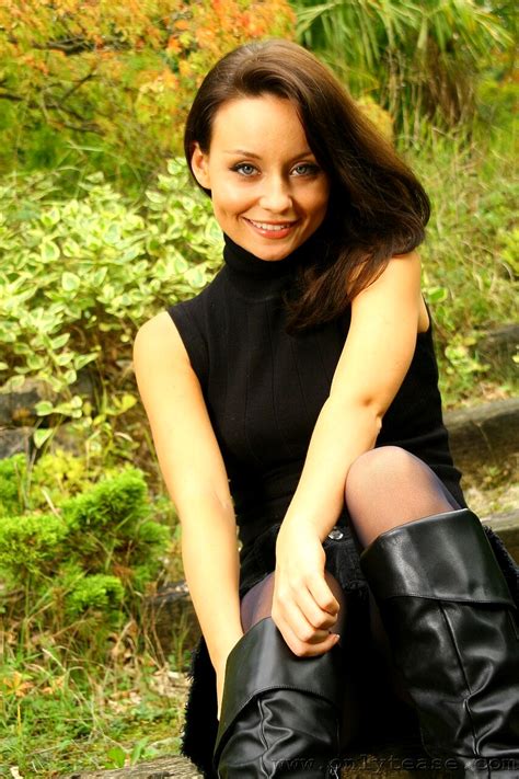 Babe Today Only Tease Carla Raj Babe Gang Bang Porn Pics