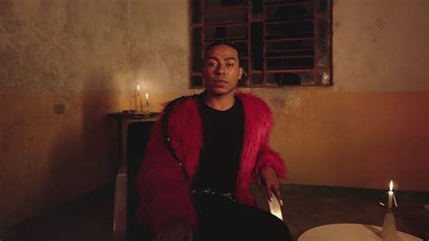 Maloni - Não Tenta (Official Music Video) - YouTube