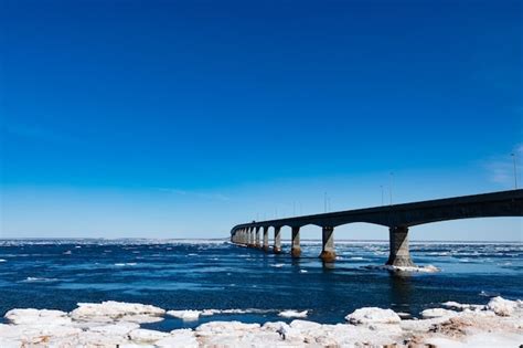 Premium Photo | Confederation bridge to pei canada late winter