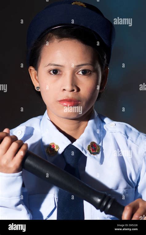 Women Security Guard Hi Res Stock Photography And Images Alamy