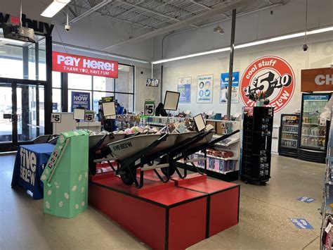 Five Below Interior Five Below 277 8012 Square Feet 12 Flickr