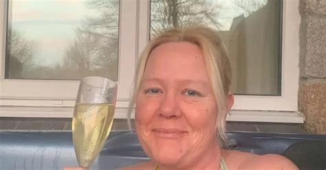 Mum Says Holiday Hot Tub Saved Her Life When It Found Her Cancer Somerset Live