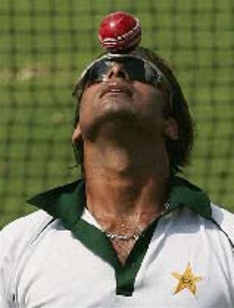 Shoaib Akhtar Feels The Heat Espncricinfo