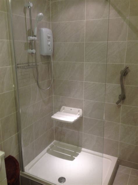 disabled bathrooms designandbuild