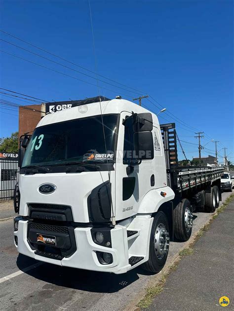 Caminhão Bitruck 8x2 em Curitiba Paraná PR Carga seca à venda