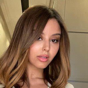 Zahia Dehar Zahiaofficiel Nude Fapullo