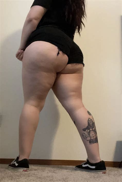 My Curvy Bottom Nude Pics XHamster