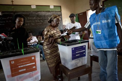 Libéria les citoyens aux urnes pour choisir le successeur de Georges