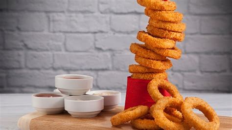 The Untold Truth Of Onion Rings
