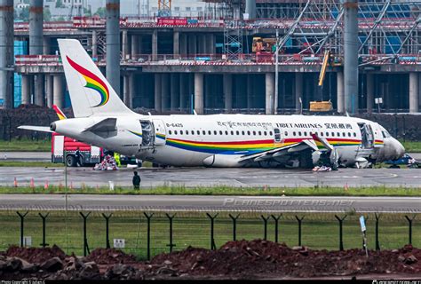 B 6425 Tibet Airlines Airbus A319 115 WL Photo By Julian C ID