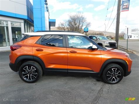 Vivid Orange Metallic 2023 Chevrolet Trailblazer Activ Awd Exterior