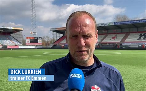 Trainer Dick Lukkien Van FC Emmen Kijkt Uit Naar Promotieduel In