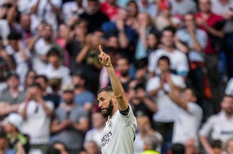 Ein Tor Zum Abschied Benzema Verl Sst Real Standesgem Newsflash