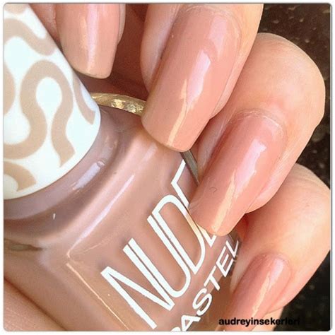 AUDREY Günün Ojesi pastel Nude Rose