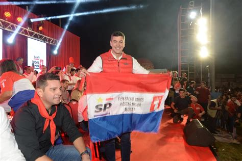 Quién Es Santiago Peña El Nuevo Presidente De Paraguay Delfín De