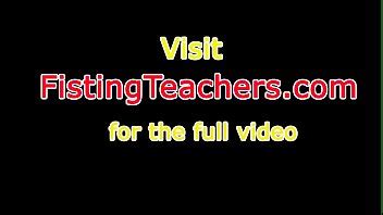 Tetona europea puño profundamente por joven amante XVIDEOS