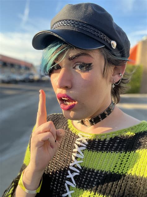 Bugs Baby Milf Maytrix 50 Off On Twitter Omg The Big Apple