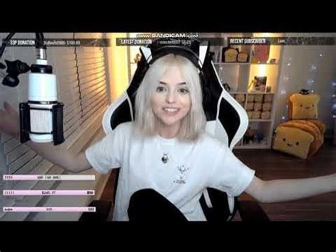 Girl rages at obsessed guy [Frickin' Cringe] : r/Frickin