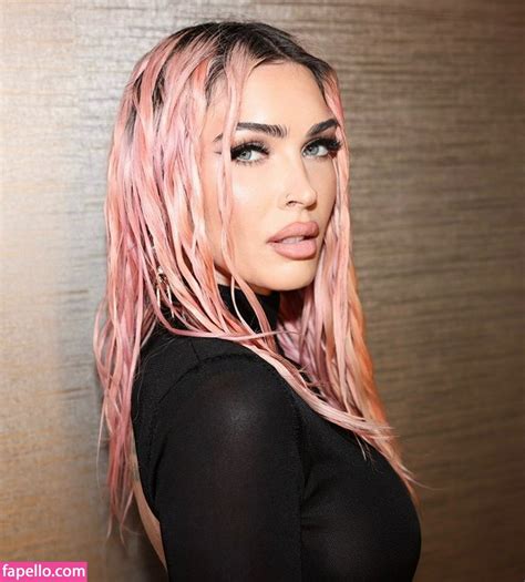 Nude Megan Fox Separating Fact From Fiction And Unveiling The Truth