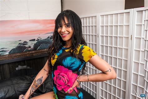 Slim Brunette Sucks And Fucks In POV Scene Photos