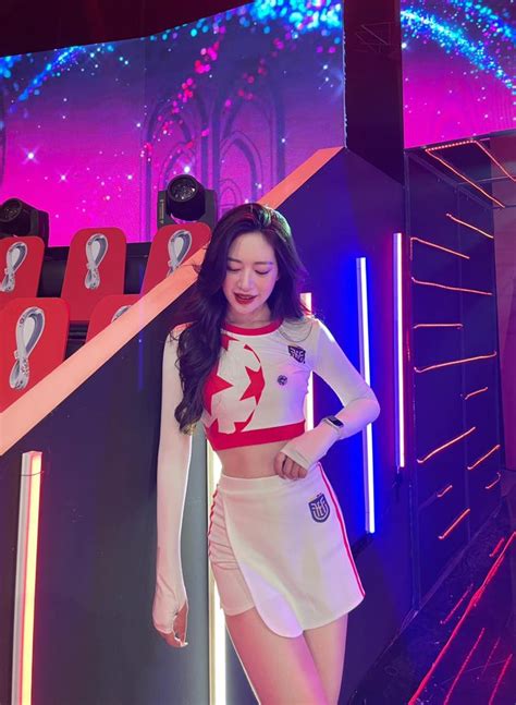 Hot Girl I Di N C V T Ecuador Thu H T Gi I Tr B Ng T I N Ng V V P Quy N R Chuy N