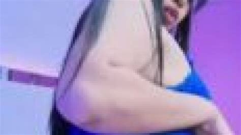 Solo Brunette With Large Ass Enjoys While Fingering Her Cunt Ersengane