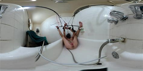 Lizzy Yum SEX SLAVE April Pics XHamster