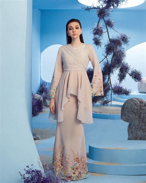 Jannah Noe Nude Women S Fashion Muslimah Fashion Baju Kurung Sets On Carousell